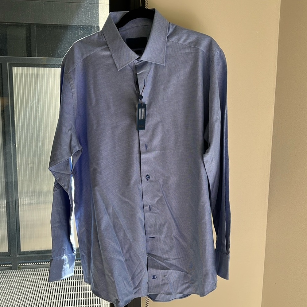 New David Donahue slim mens dress shirt in blue check. Size 17.5/34-35.